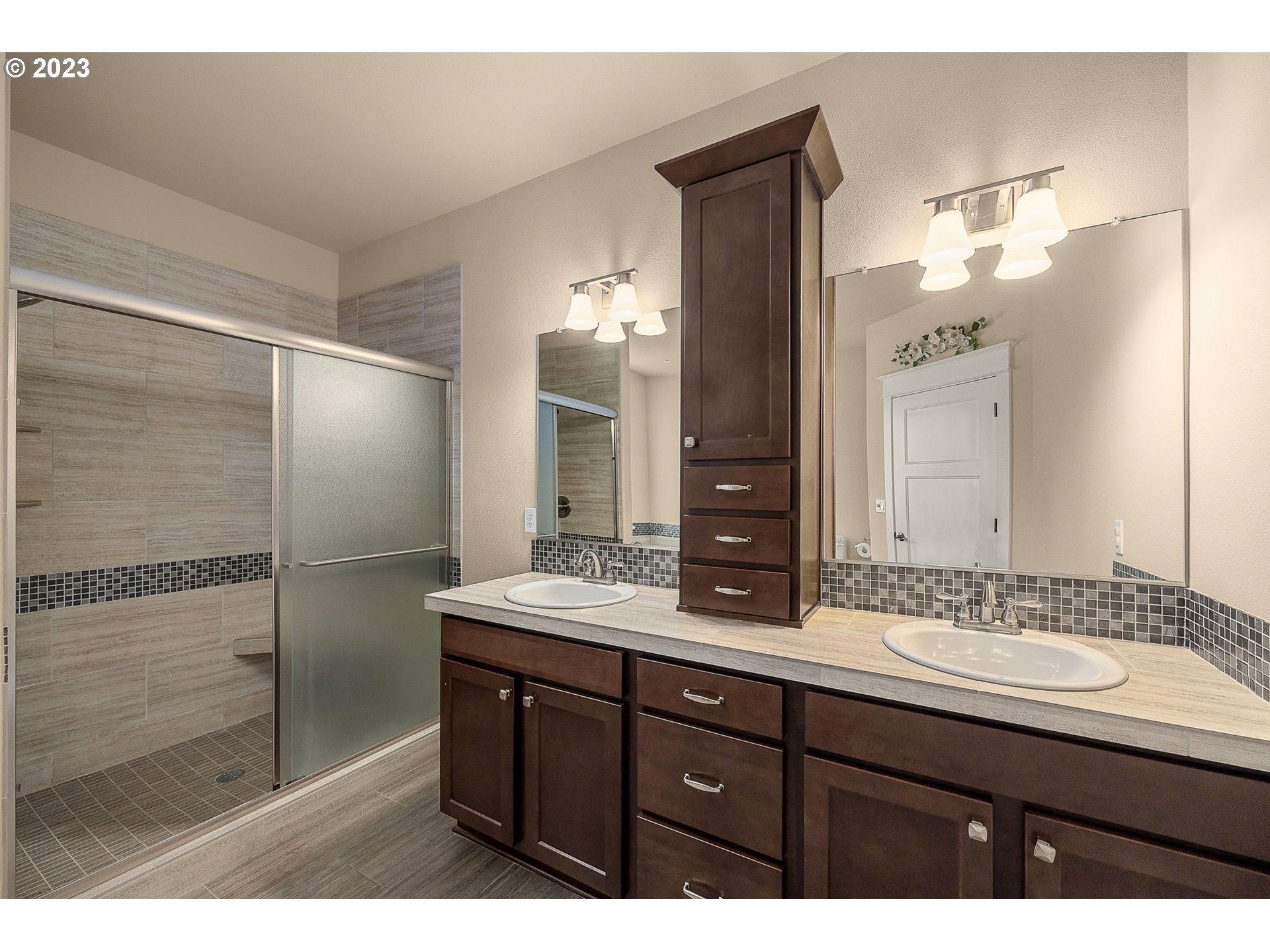 1007 Goff Road Forest Grove, OR 97116 - Photo 18 of 31 Bathroom