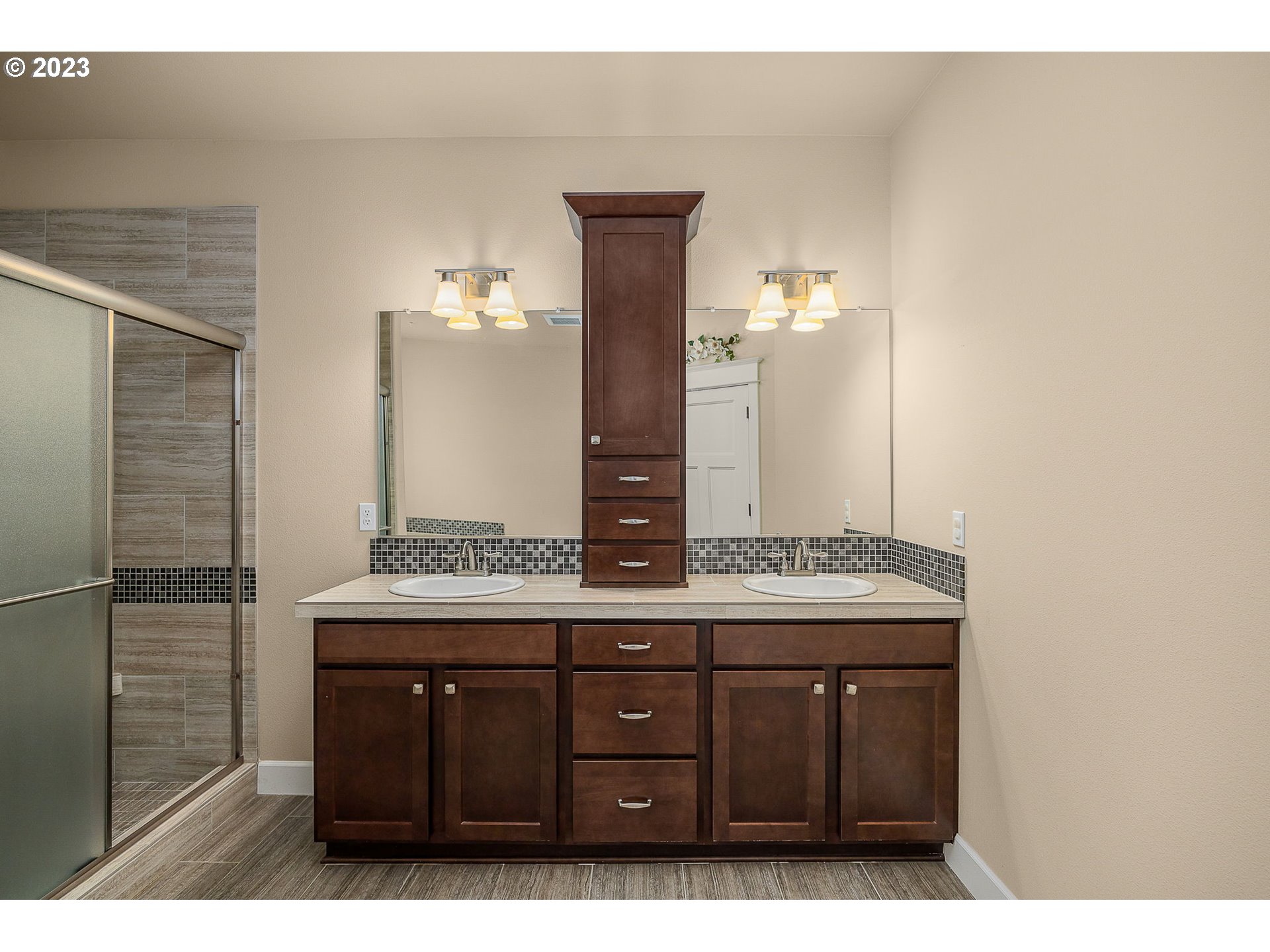 1007 Goff Road Forest Grove, OR 97116 - Photo 19 of 31 Bathroom