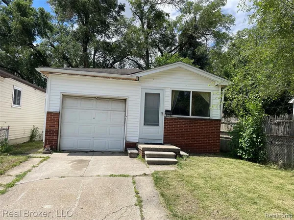$69,900 | 4244 6th Street, Ecorse, MI 48229