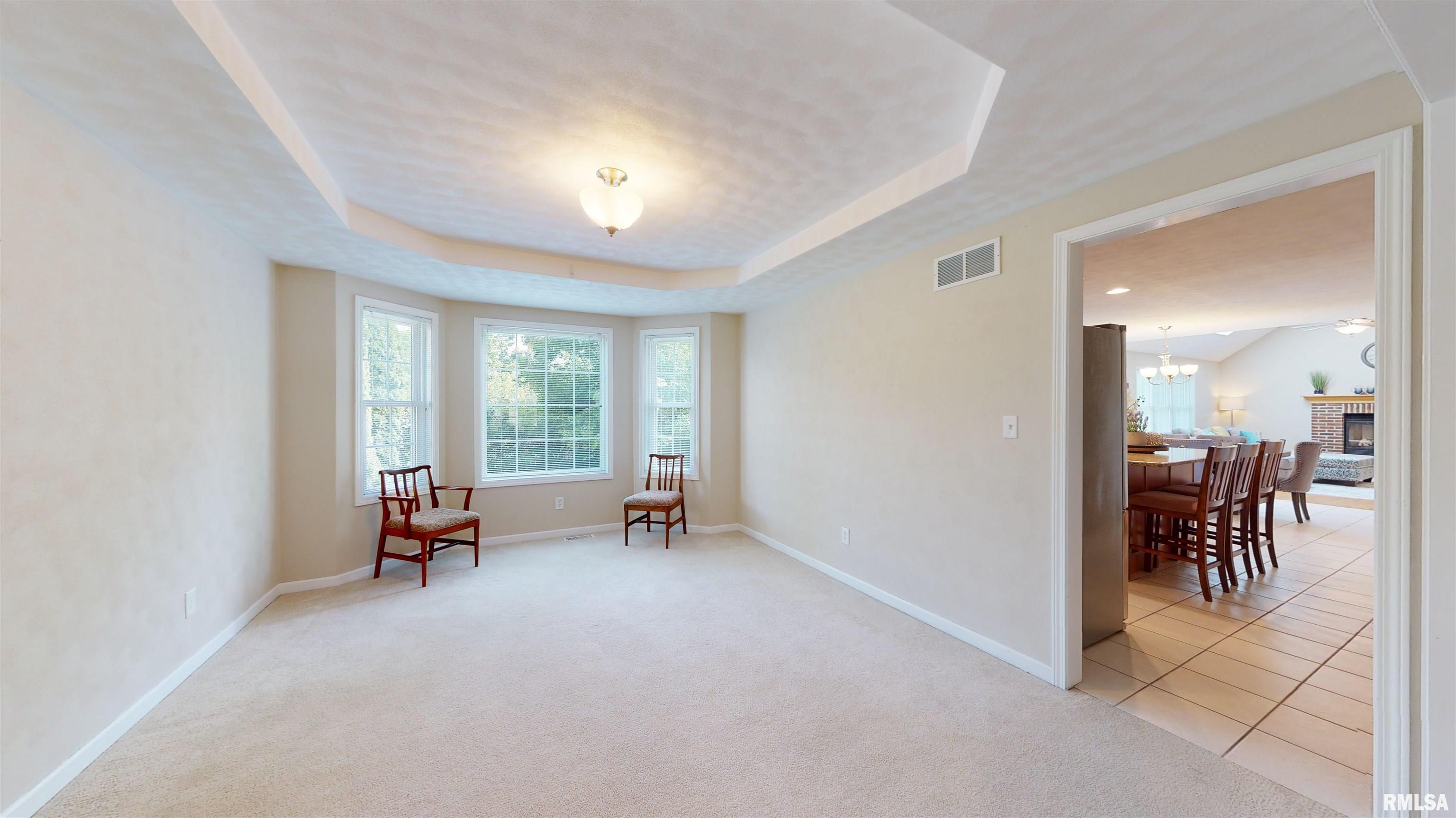 308 Westfield Court Dunlap, IL 61525 - Photo 11 of 49