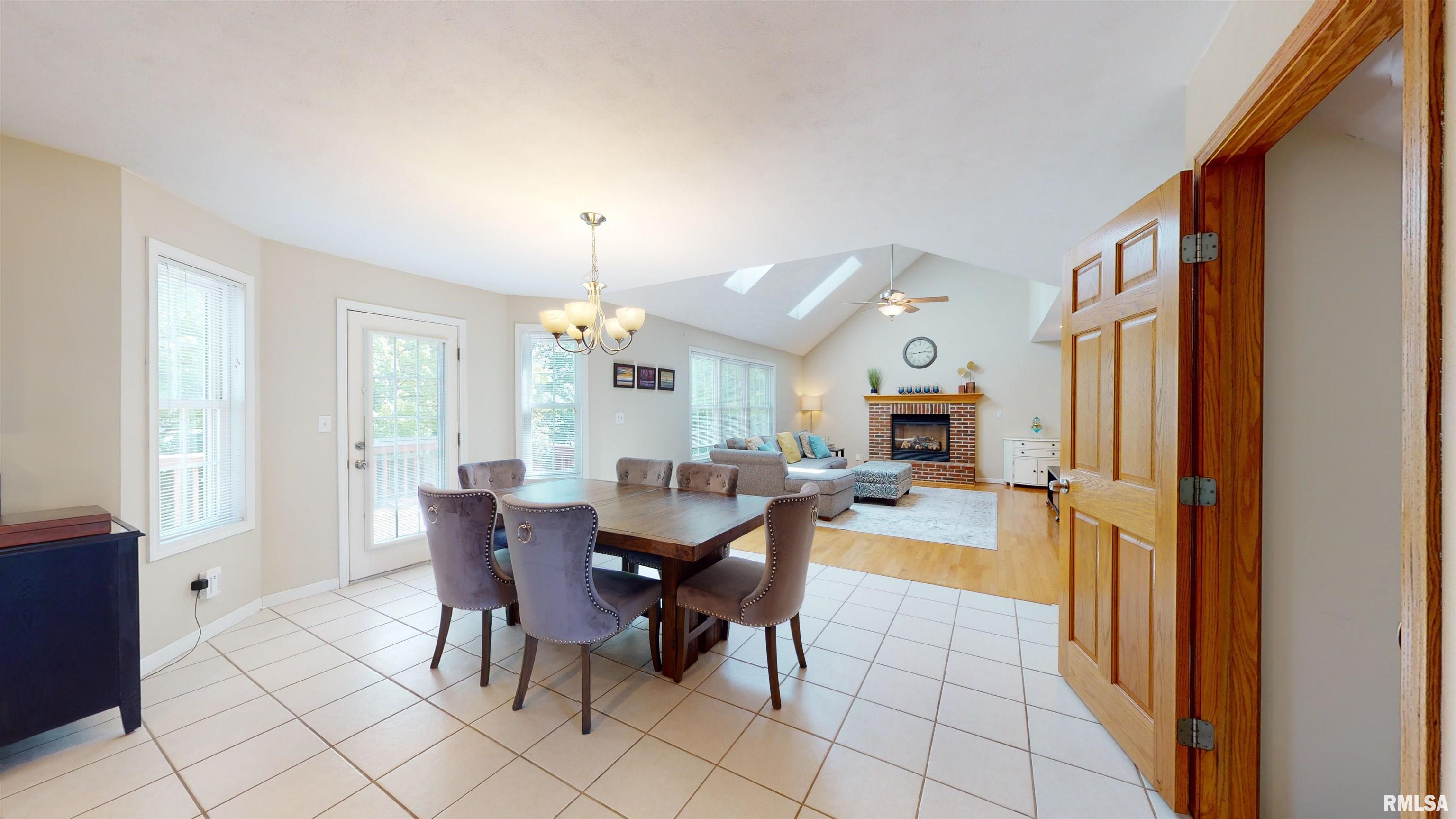308 Westfield Court Dunlap, IL 61525 - Photo 16 of 49