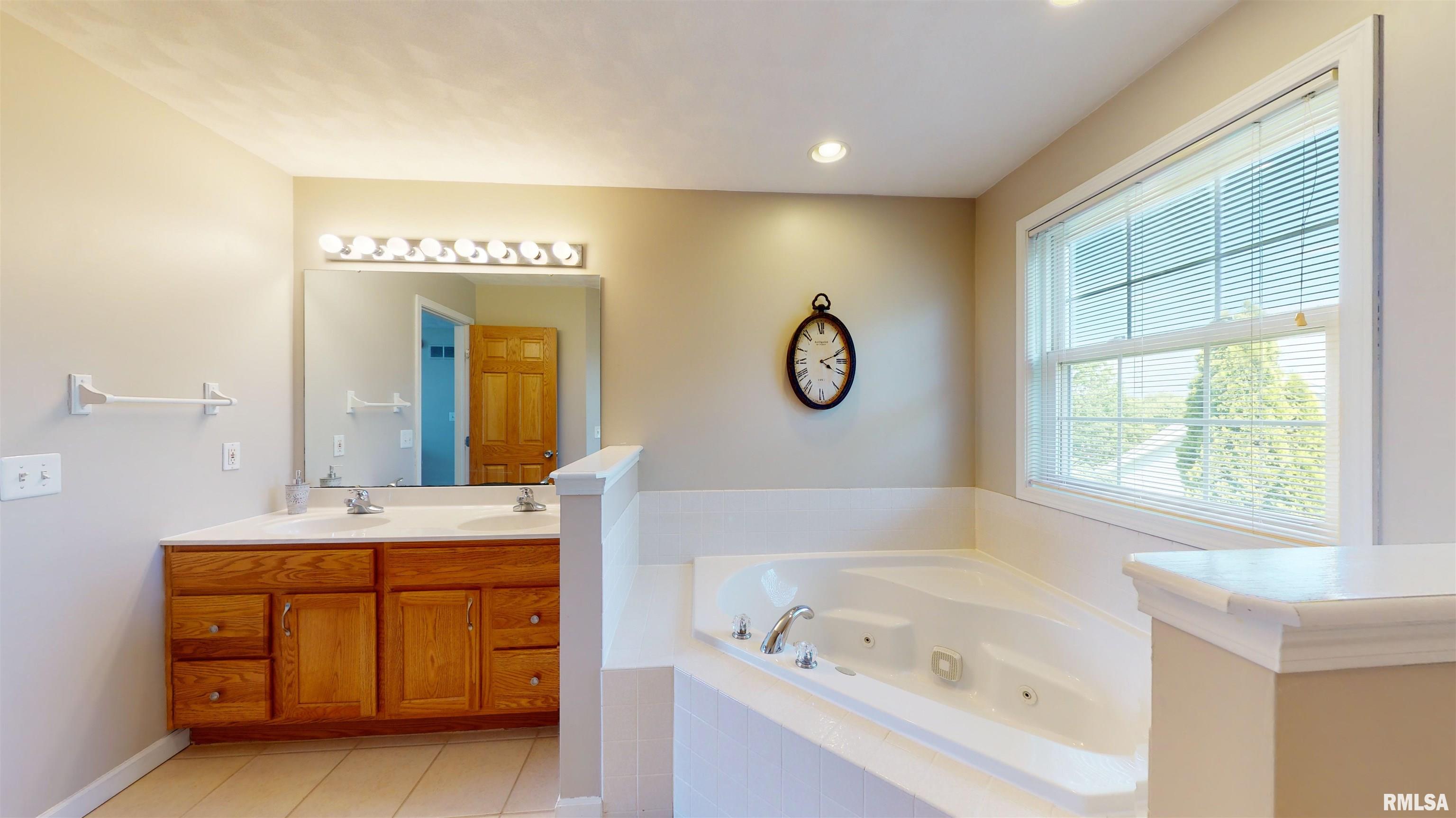 308 Westfield Court Dunlap, IL 61525 - Photo 36 of 49