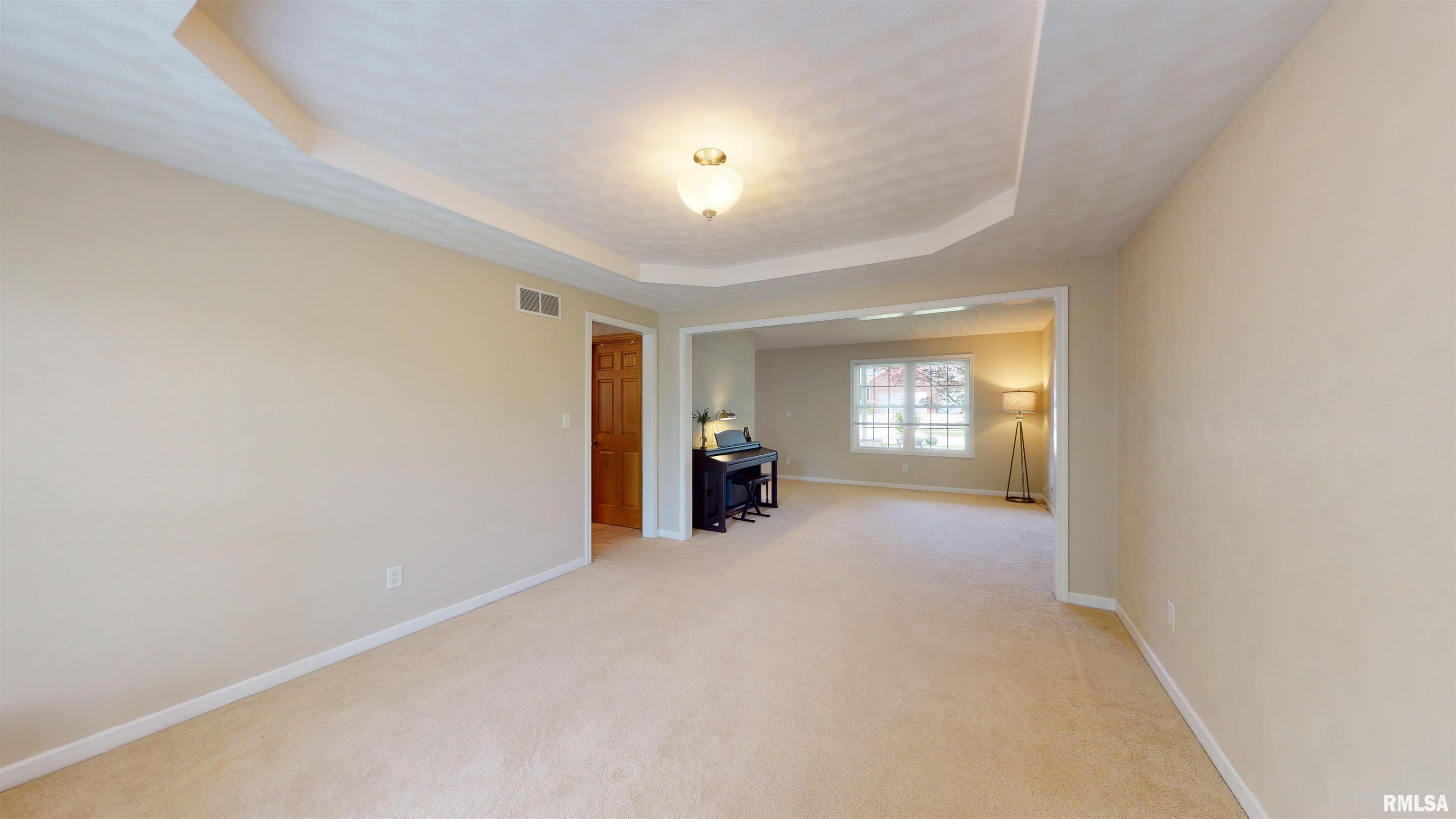 308 Westfield Court Dunlap, IL 61525 - Photo 10 of 49