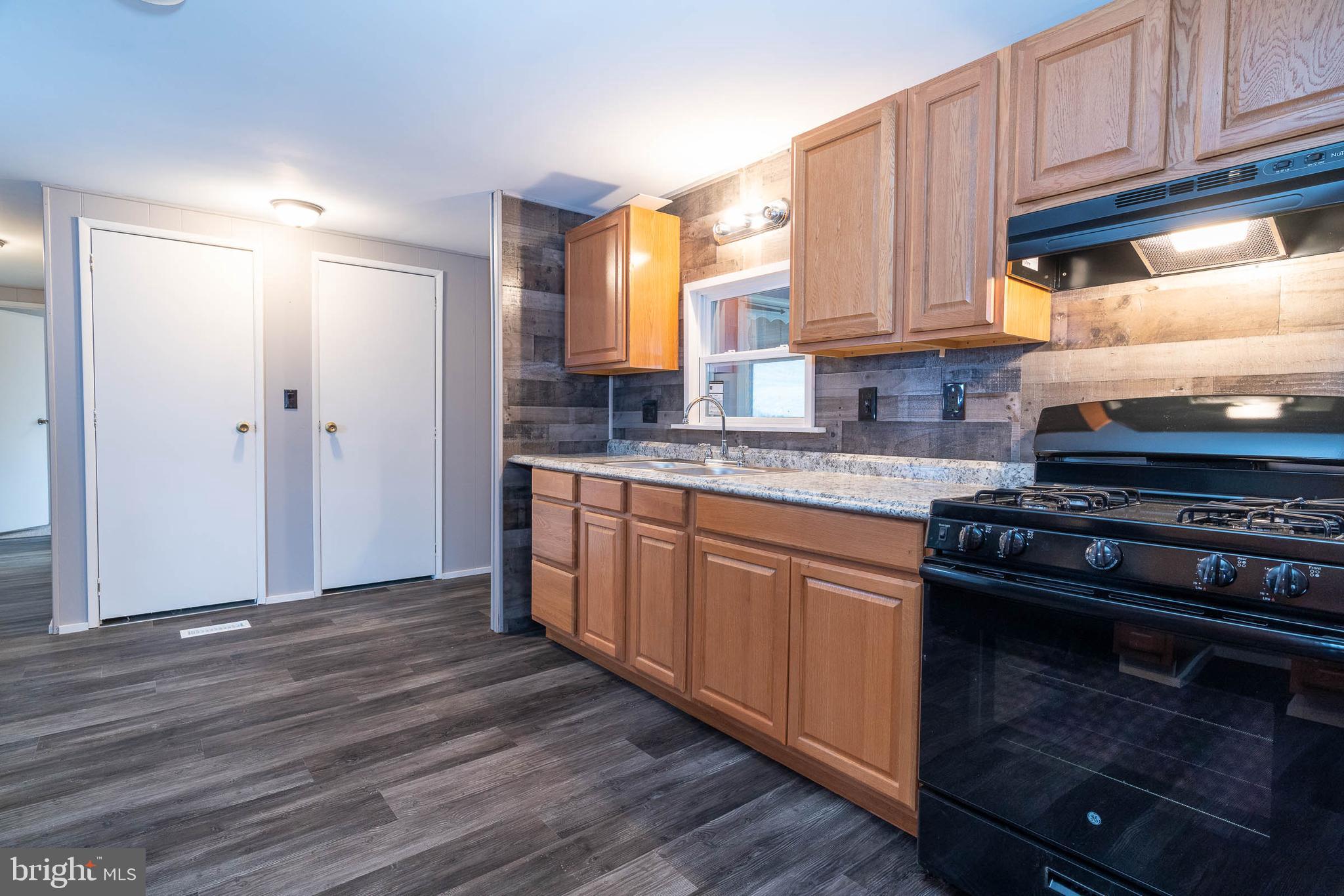 230 Daub Road Myerstown, PA 17067 - Photo 22 of 36 Kitchen