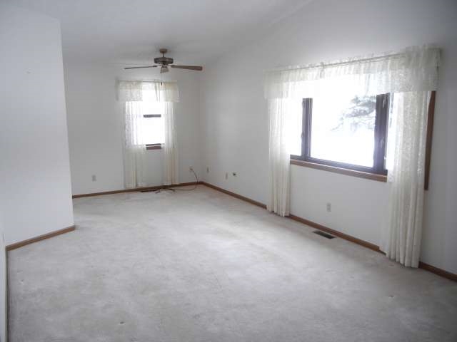 1849 North Keystone Road Traverse City, MI 49696 - Photo 4 of 36 1810979-3.JPG