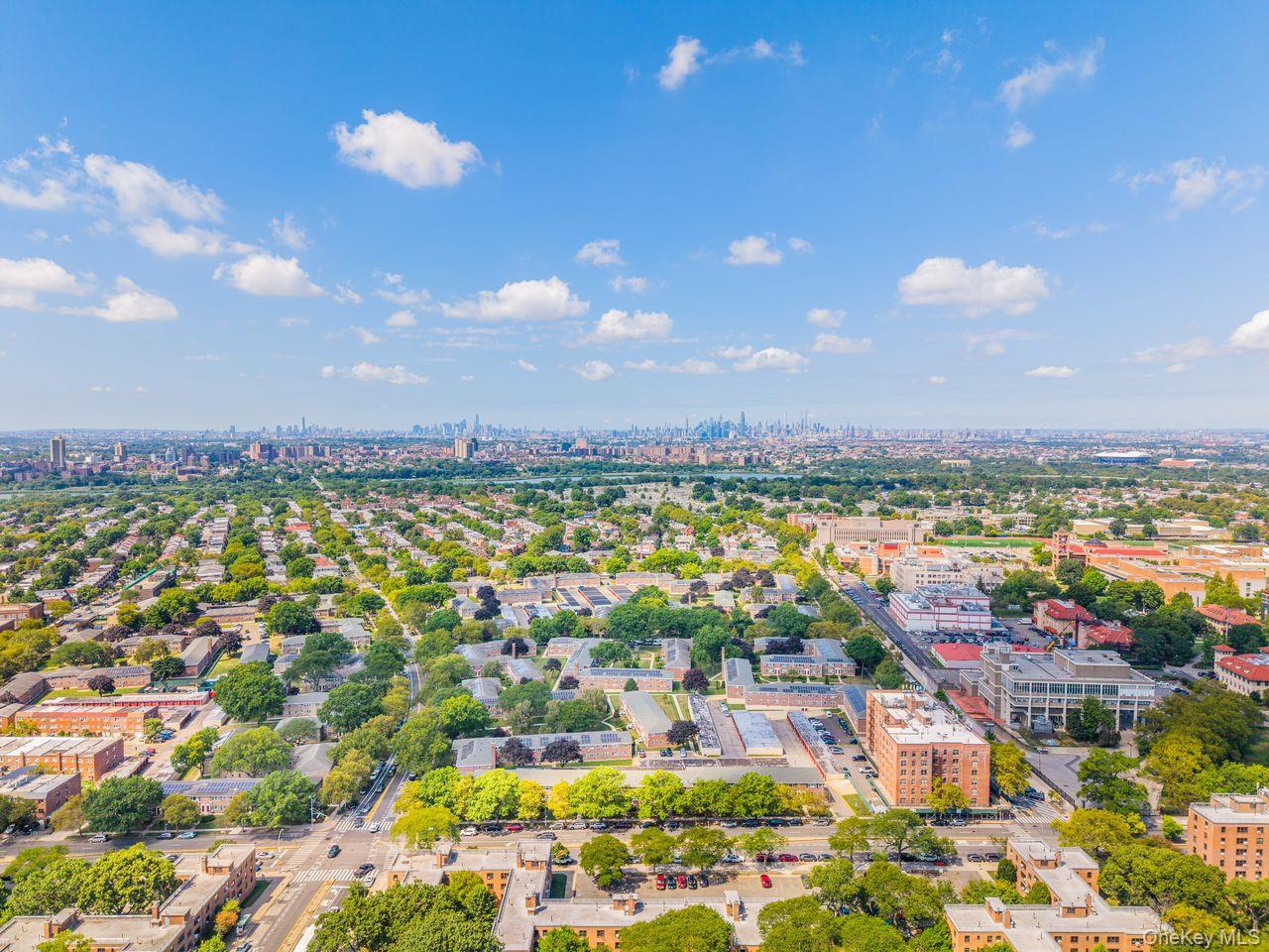 69-28 Kissena Boulevard, Unit 130B Queens, NY 11367 - Photo 19 of 20 a view of a city