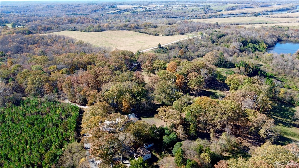 954 Lee Road Crozier, VA 23039 - Photo 4 of 49 Gallery Image 4