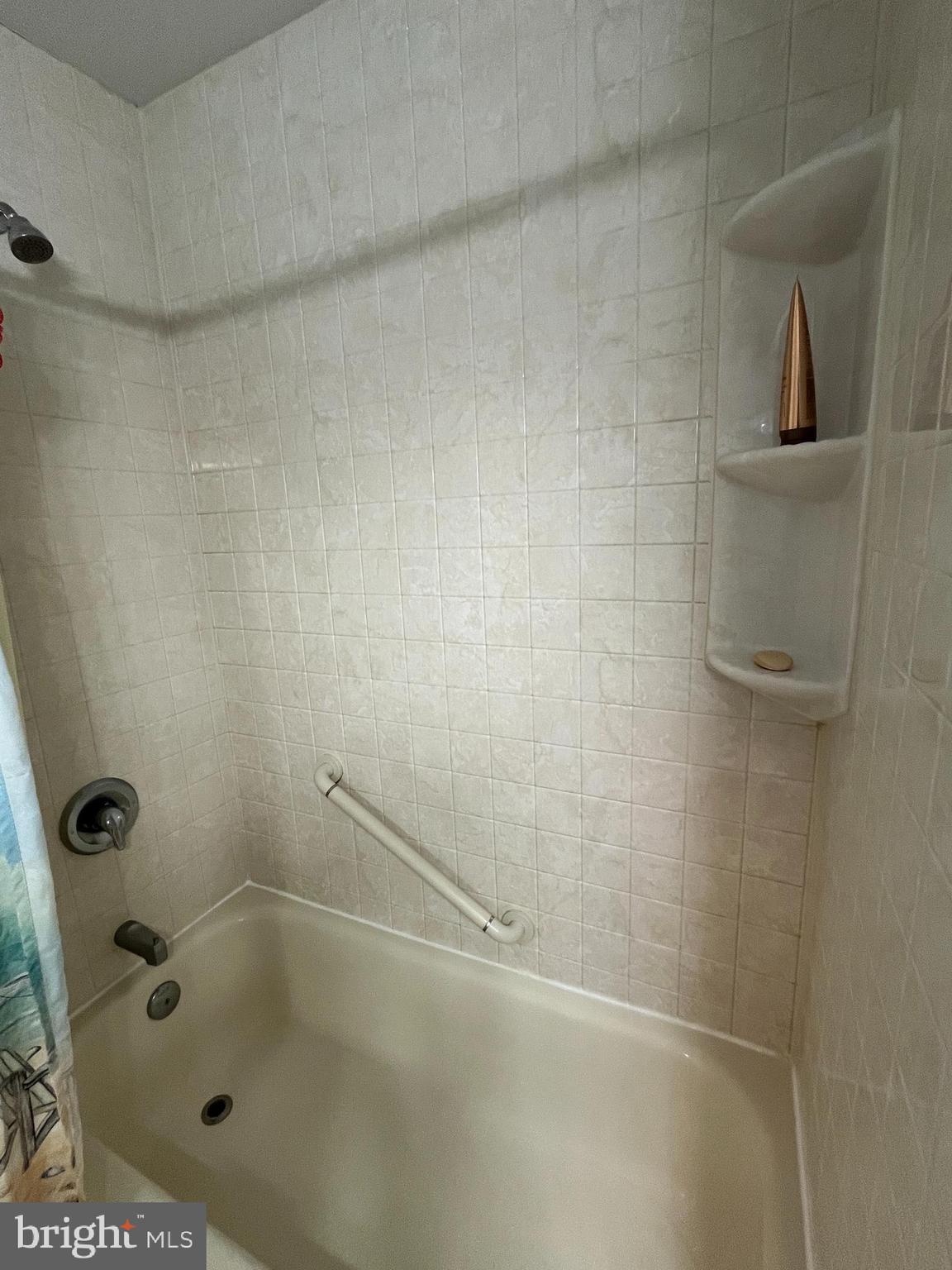 3003A Heatherstone Court Mount Laurel, NJ 08054 - Photo 17 of 24 Full Bath -Tub/Shower