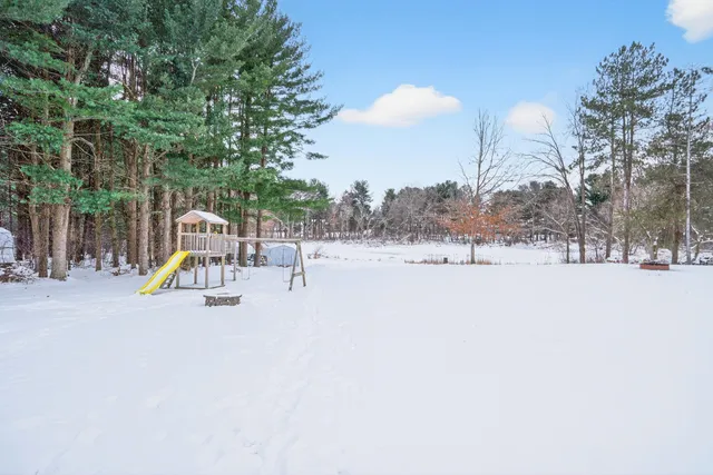 $310,000 | 4461 Spinnaker Lane, Pleasant Lake, MI 49272