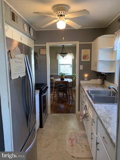 44 Lea Road New Castle, DE 19720 - Photo 16 of 19 Kitchen