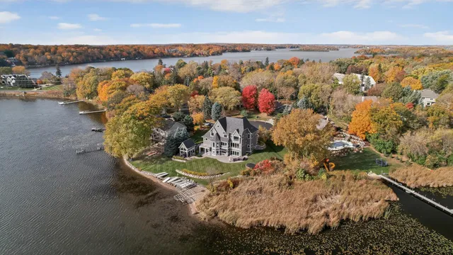$2,850,000 | 525 Smithtown Court, Victoria, MN 55331