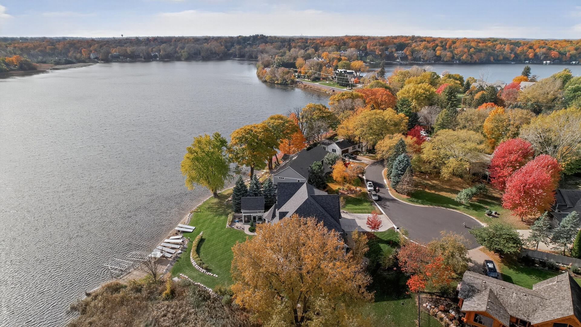 525 Smithtown Court Excelsior, MN 55331 - Photo 137 of 160