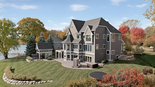 $2,850,000 | 525 Smithtown Court, Victoria, MN 55331