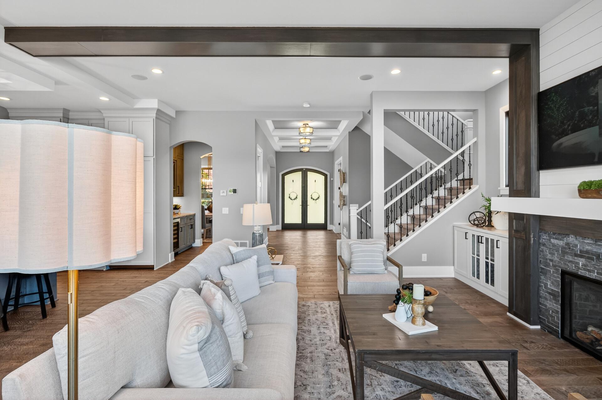 525 Smithtown Court Excelsior, MN 55331 - Photo 17 of 160