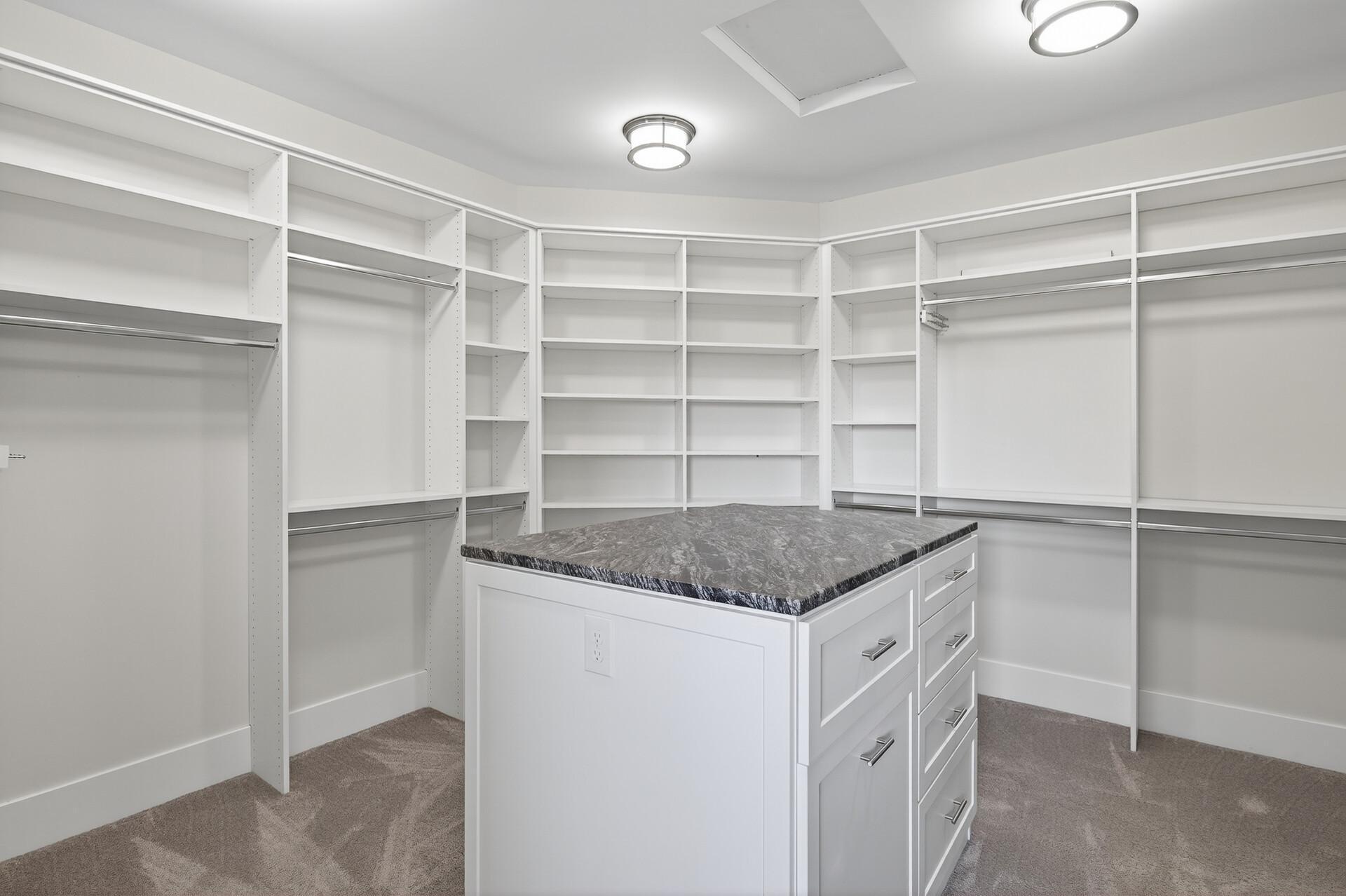 525 Smithtown Court Excelsior, MN 55331 - Photo 60 of 160