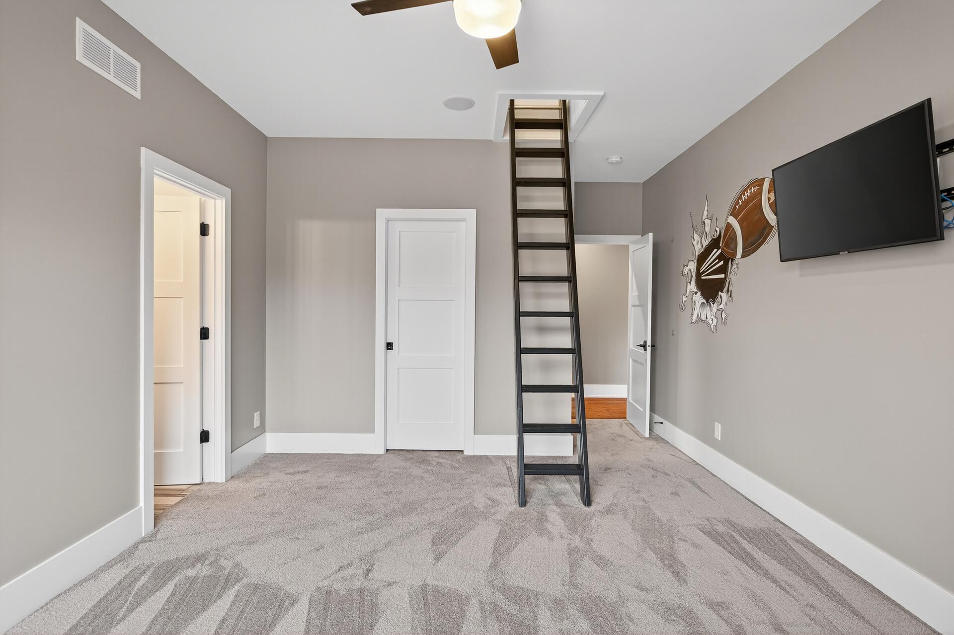 525 Smithtown Court Excelsior, MN 55331 - Photo 75 of 160