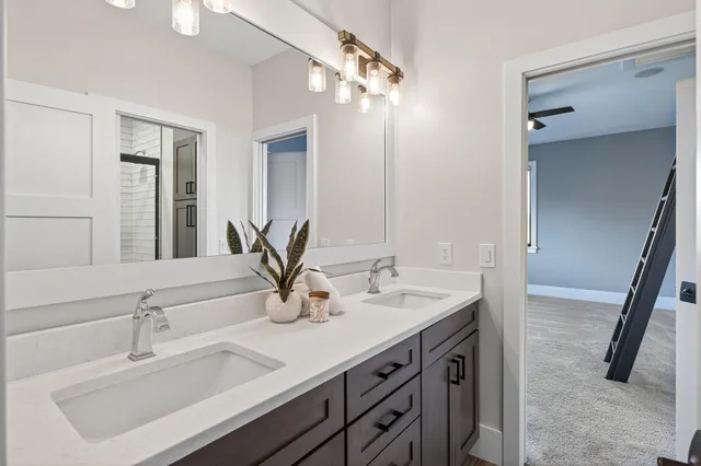 $2,700,000 | 525 Smithtown Court, Excelsior, MN 55331