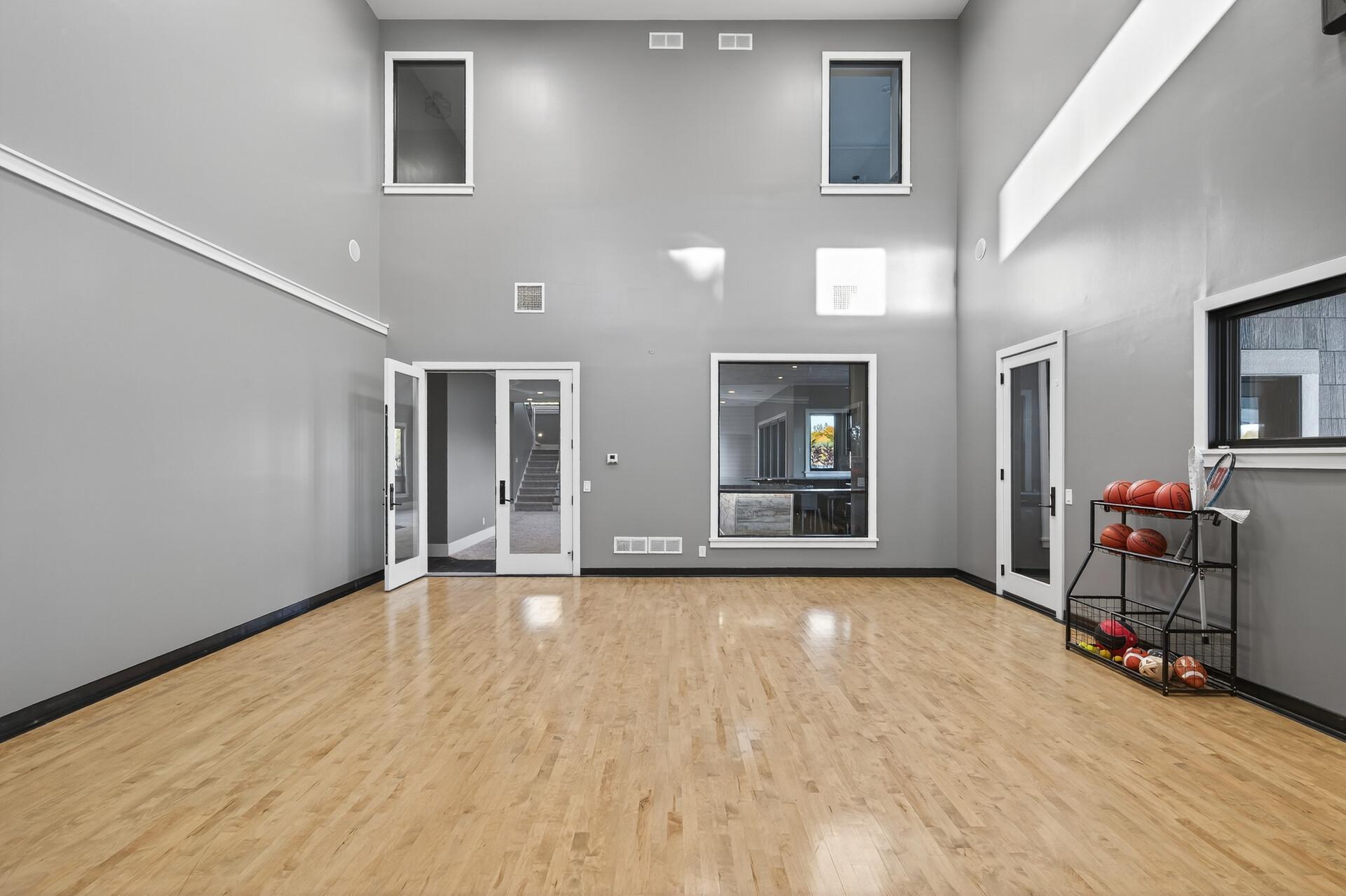 525 Smithtown Court Excelsior, MN 55331 - Photo 100 of 160