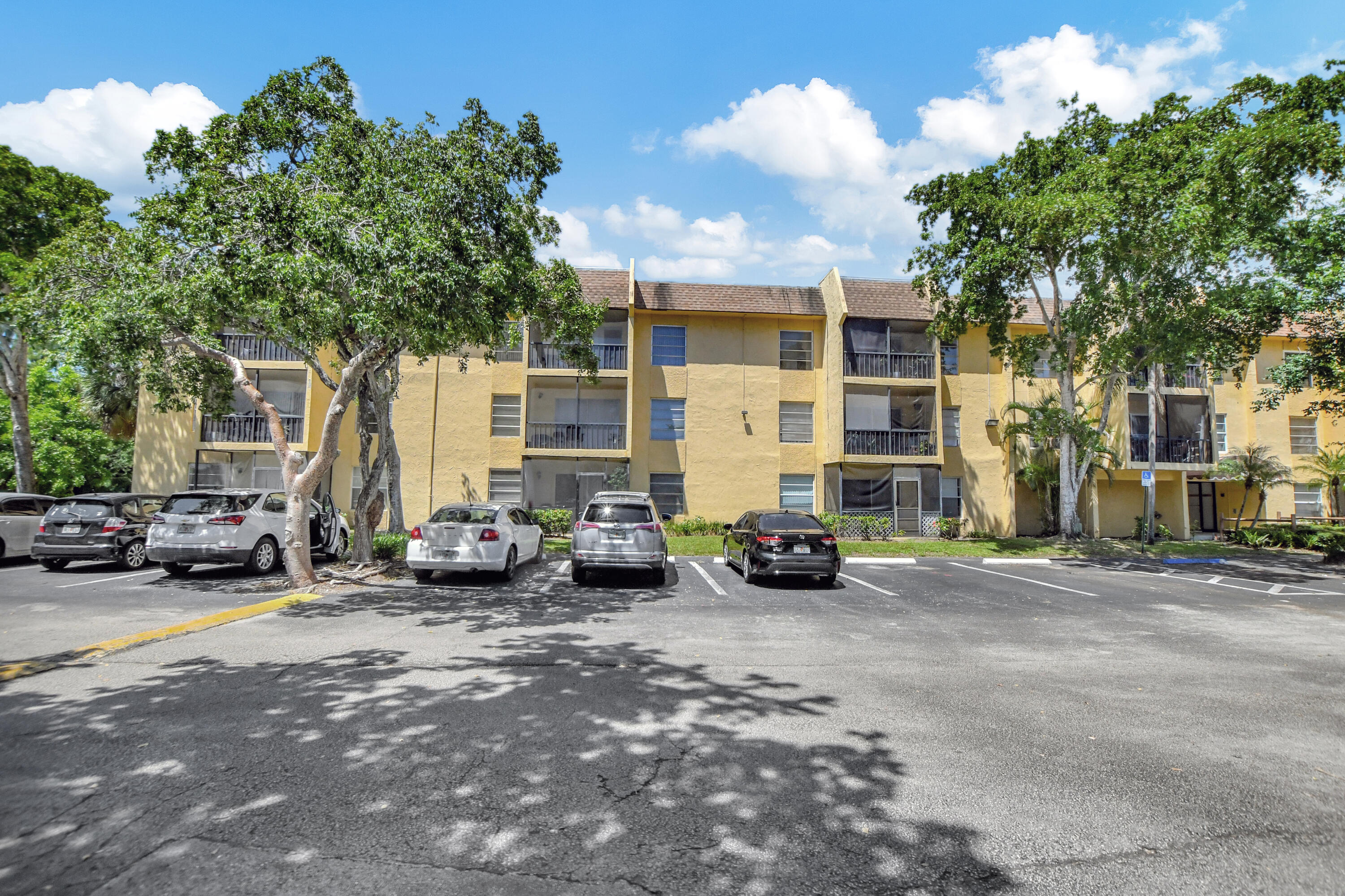 450 Northwest 20th Street, Unit 2020 Boca Raton, FL 33431 - Photo 1 of 29 1-print-DSC_0596