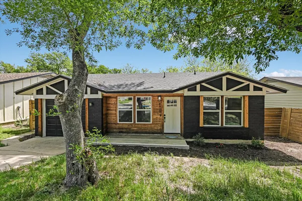 $2,500 | 6913 Shannon Drive, Austin, TX 78724