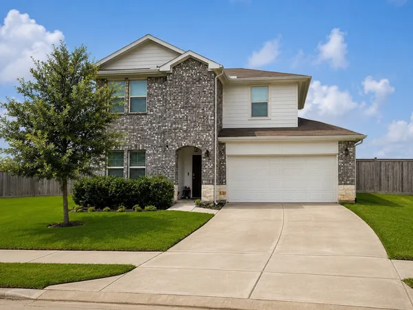 $399,000 | 12001 Wind River Court, Conroe, TX 77384