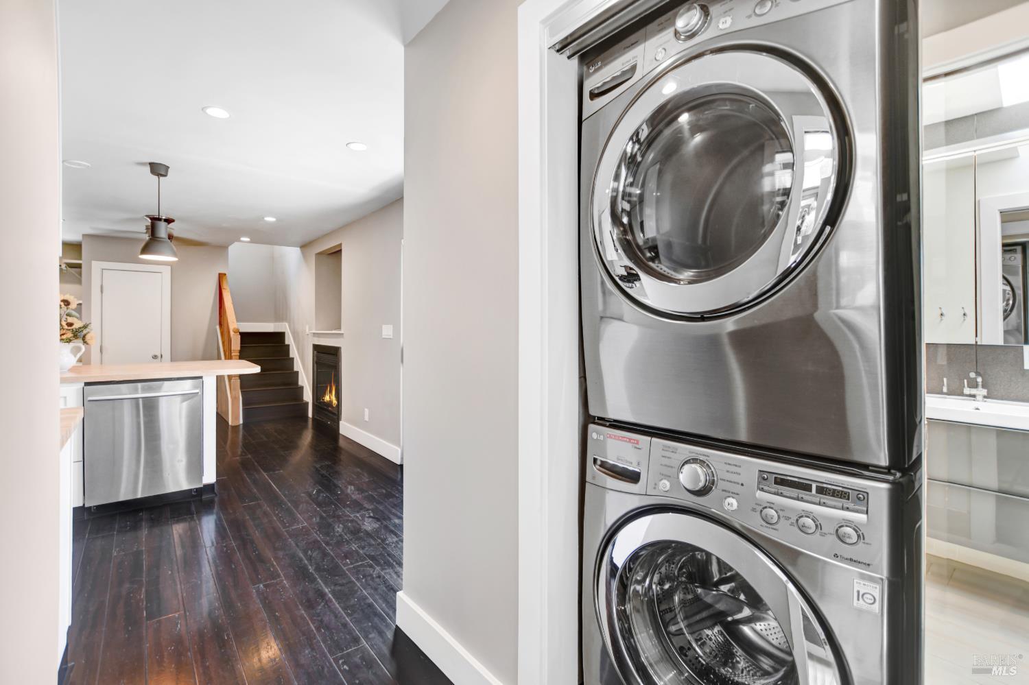 866 Yuba Drive Santa Rosa, CA 95407 - Photo 36 of 73 STUDIO LAUNDRY IN UNIT
