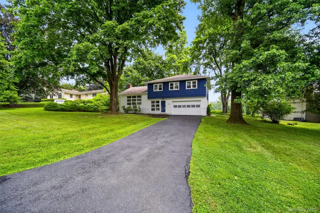 $529,900 | 31 Old Farms Road, Poughkeepsie, NY 12603