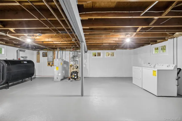 $529,900 | 31 Old Farms Road, Poughkeepsie, NY 12603