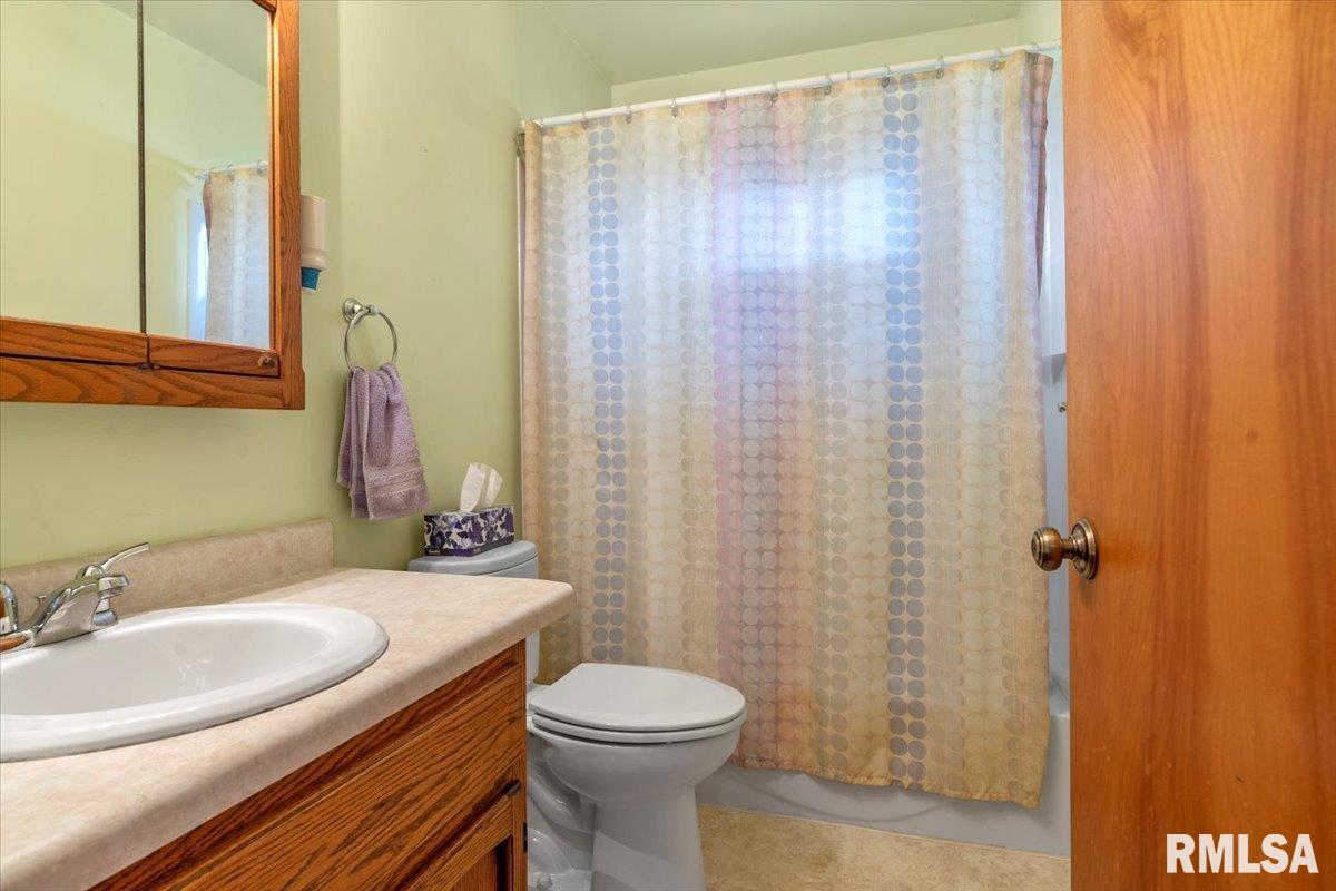 33 Coachlight Court Springfield, IL 62703 - Photo 13 of 38 Gallery Image 13