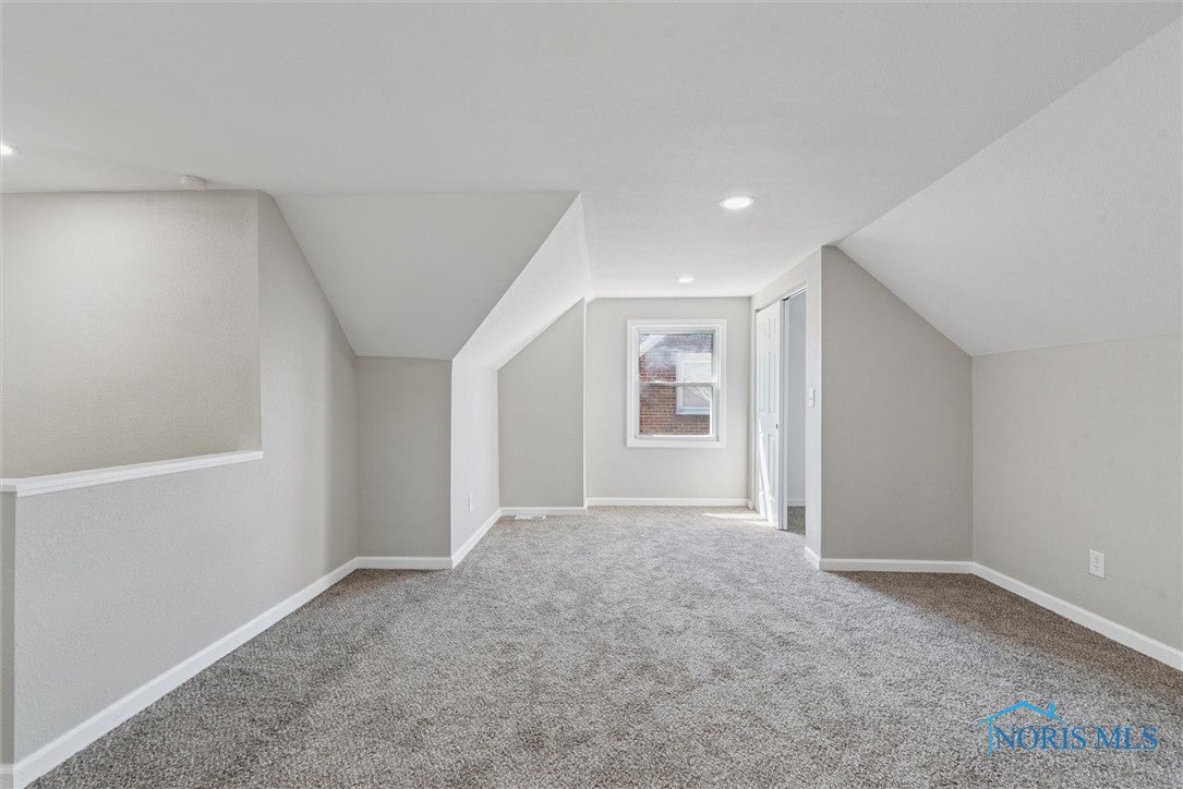 421 Eagle Point Road Rossford, OH 43460 - Photo 18 of 30 Gallery Image 18