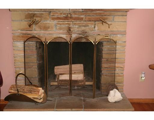 88 Swifts Beach Road Wareham, MA 02571 - Photo 10 of 16 Gallery Image 10