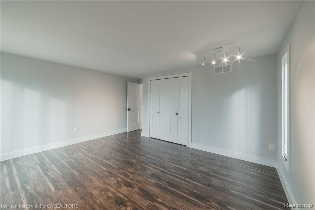 448 East Maryknoll Road Rochester, MI 48309 - Photo 31 of 47 448 Maryknoll-34.jpg
