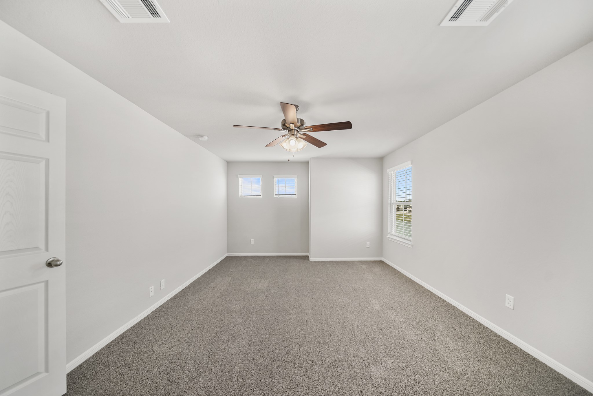 13330 Bald Eagle Way Houston, TX 77048 - Photo 9 of 12 THE SMITH LAYOUT