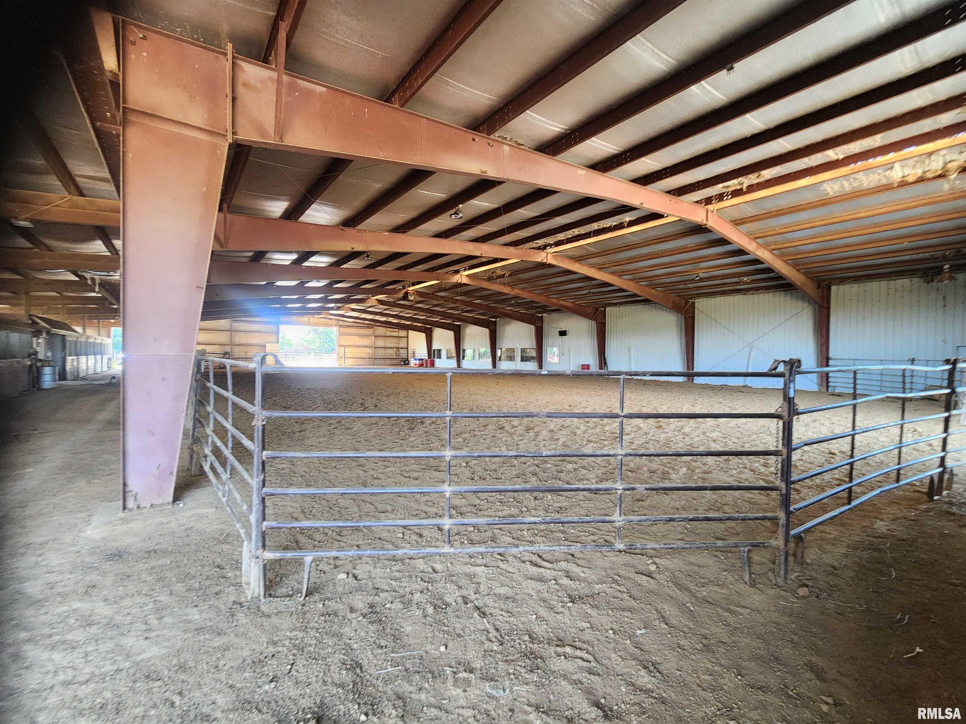 1230 Highway 45 Vienna, IL 62995 - Photo 19 of 73