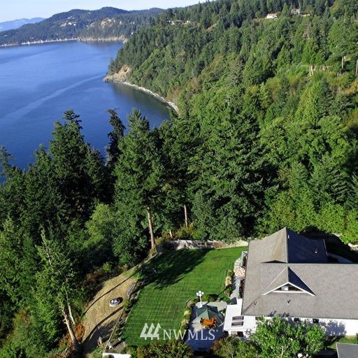 3849 Biz Point Road Anacortes, WA 98221 - Photo 3 of 17 Gallery Image 3