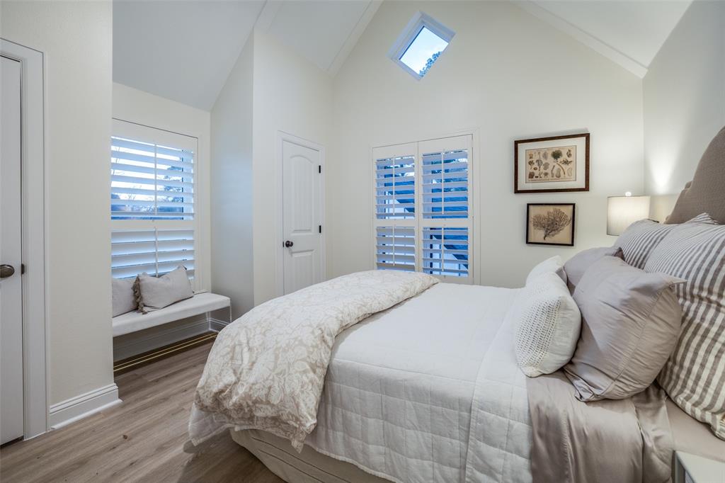 260 Cypress Marina Road Scroggins, TX 75480 - Photo 23 of 40 a bedroom with a large bed and a closet