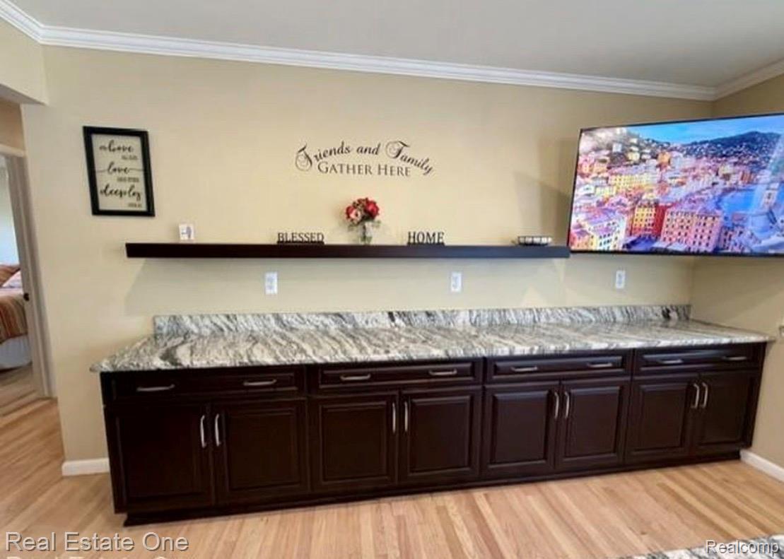 1115 Torpey Road Troy, MI 48083 - Photo 14 of 38 3.JPG