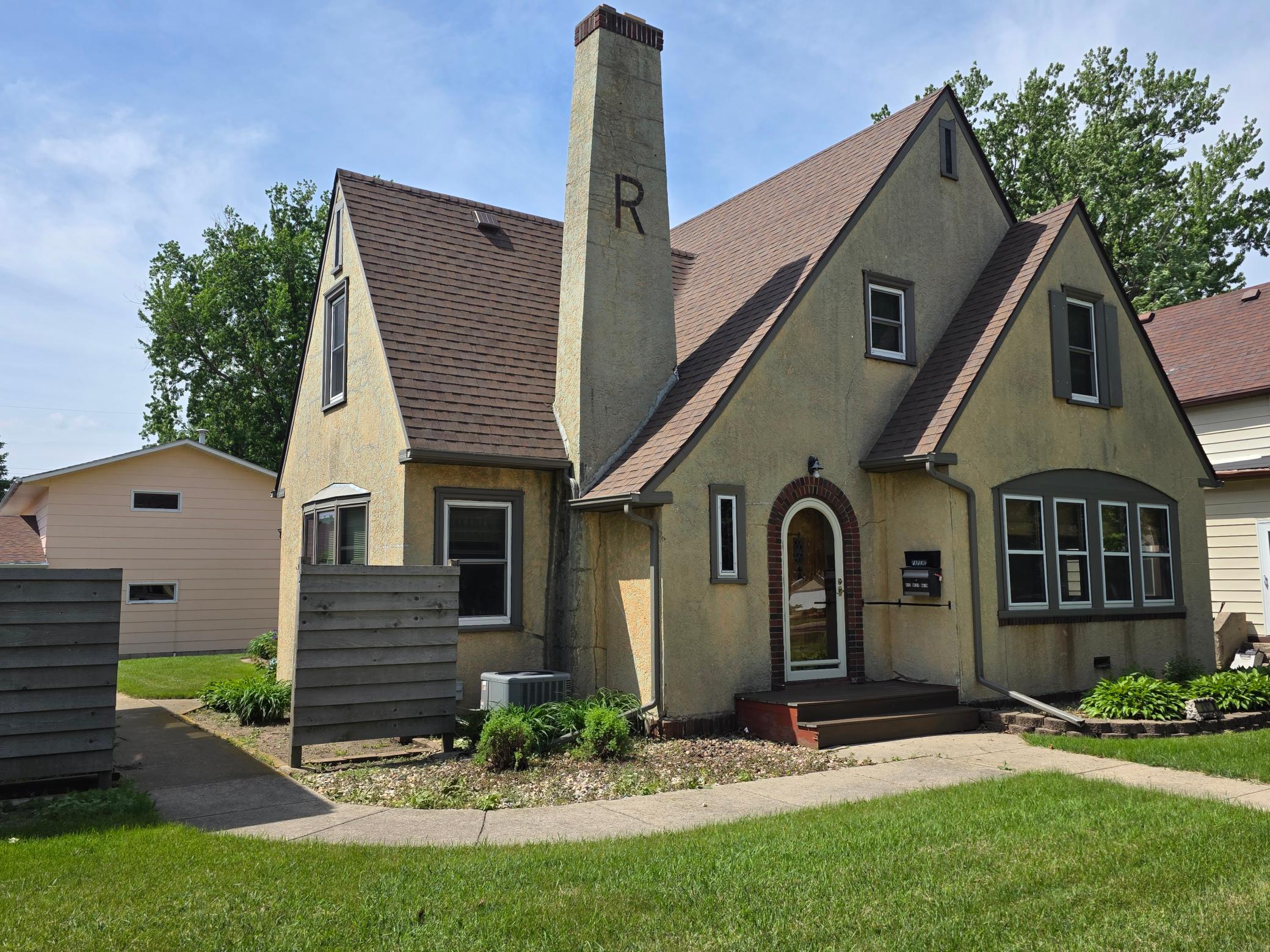 412 Main Street West Pipestone, MN 56164 - Photo 1 of 61