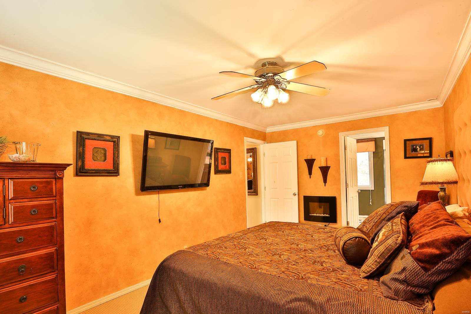 917 Ridge Tree Lane St. Louis, MO 63131 - Photo 14 of 31 Gallery Image 14