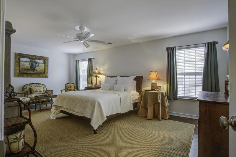 1289 Fenwick Plantation Road Johns Island, SC 29455 - Photo 12 of 21 1289 (25)