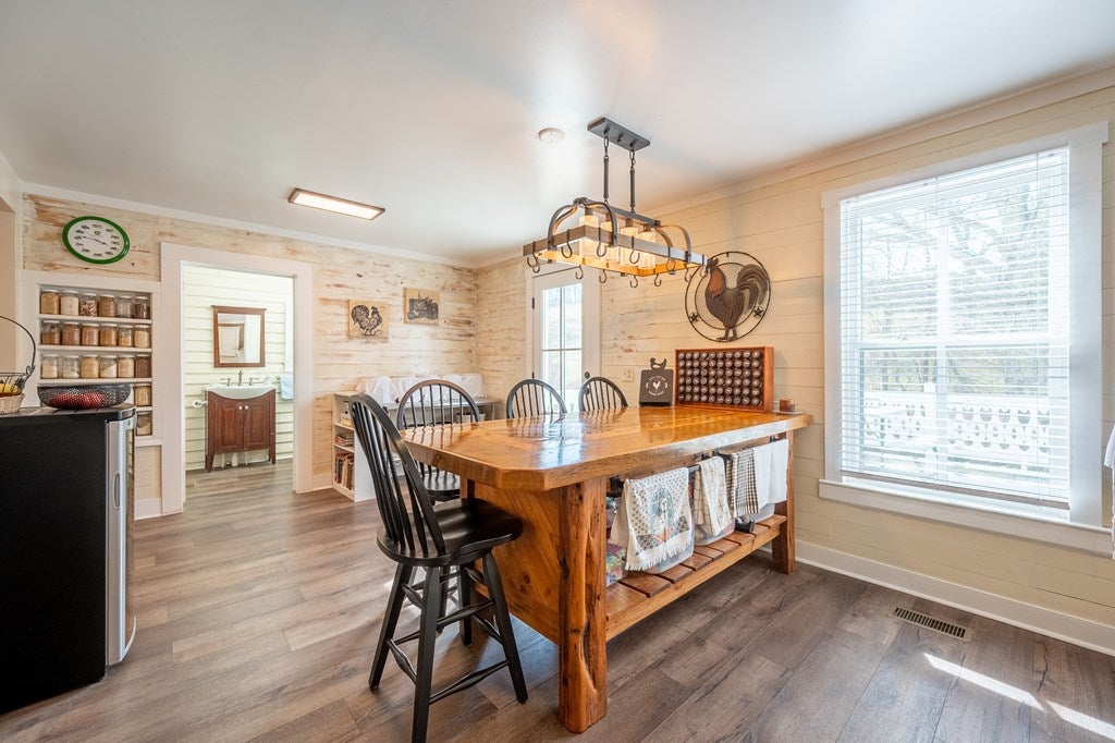 75 A Borderline Road Willis, VA 24380 - Photo 22 of 74 Gallery Image 22
