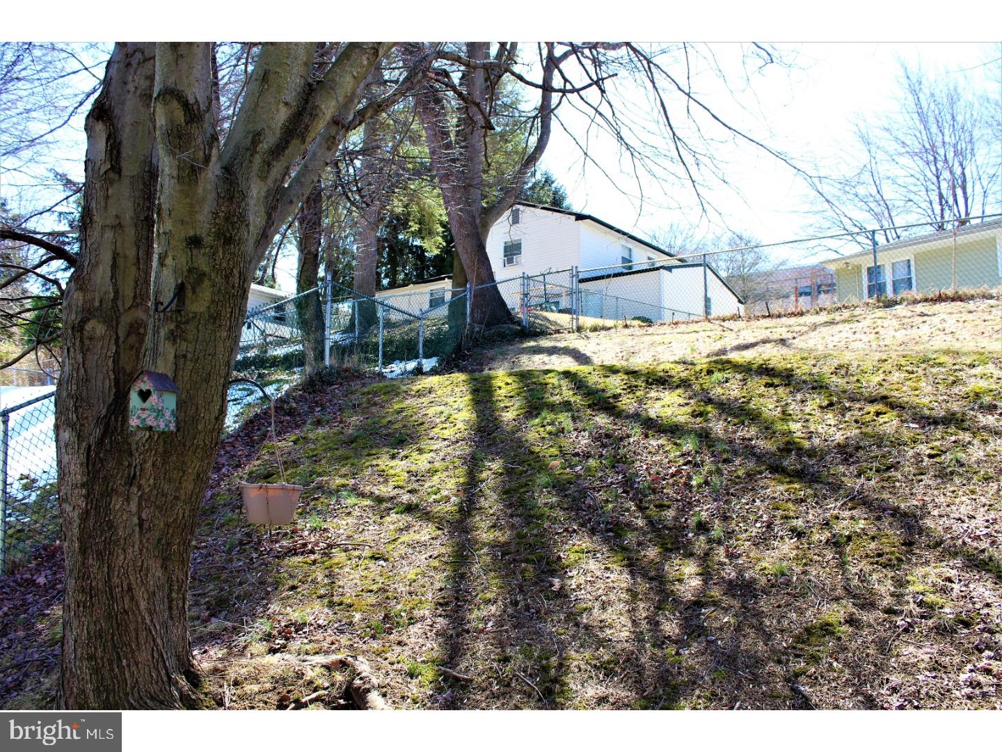 636 Charette Road Philadelphia, PA 19115 - Photo 22 of 23 Back Yard