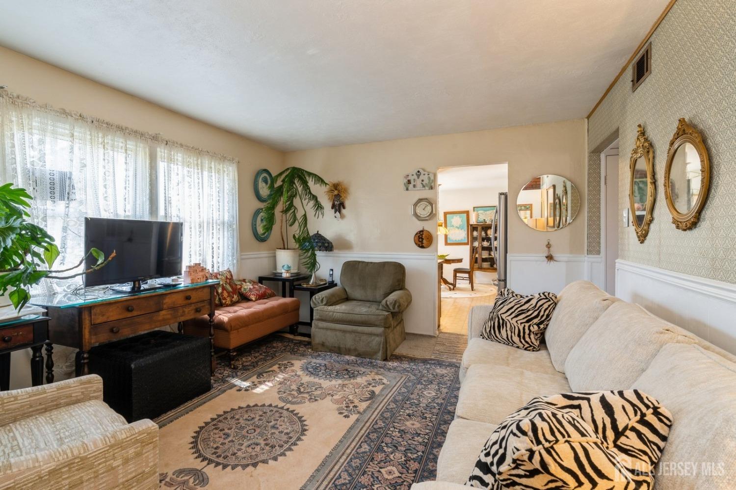 201 Schanck Road Freehold, NJ 07728 - Photo 14 of 25 Gallery Image 14