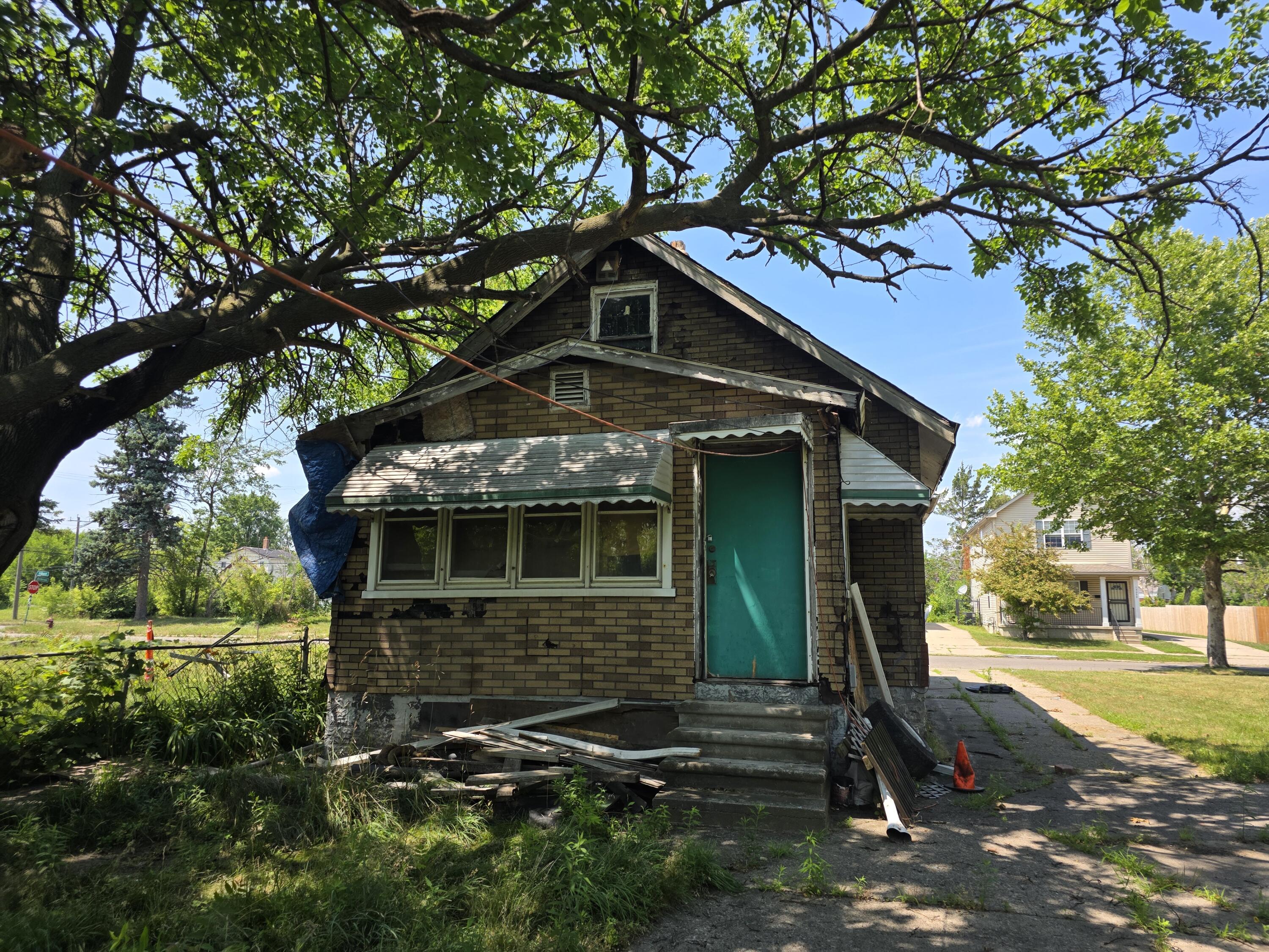 13036 Filbert Avenue Detroit, MI 48205 - Photo 6 of 28 20260715_144758