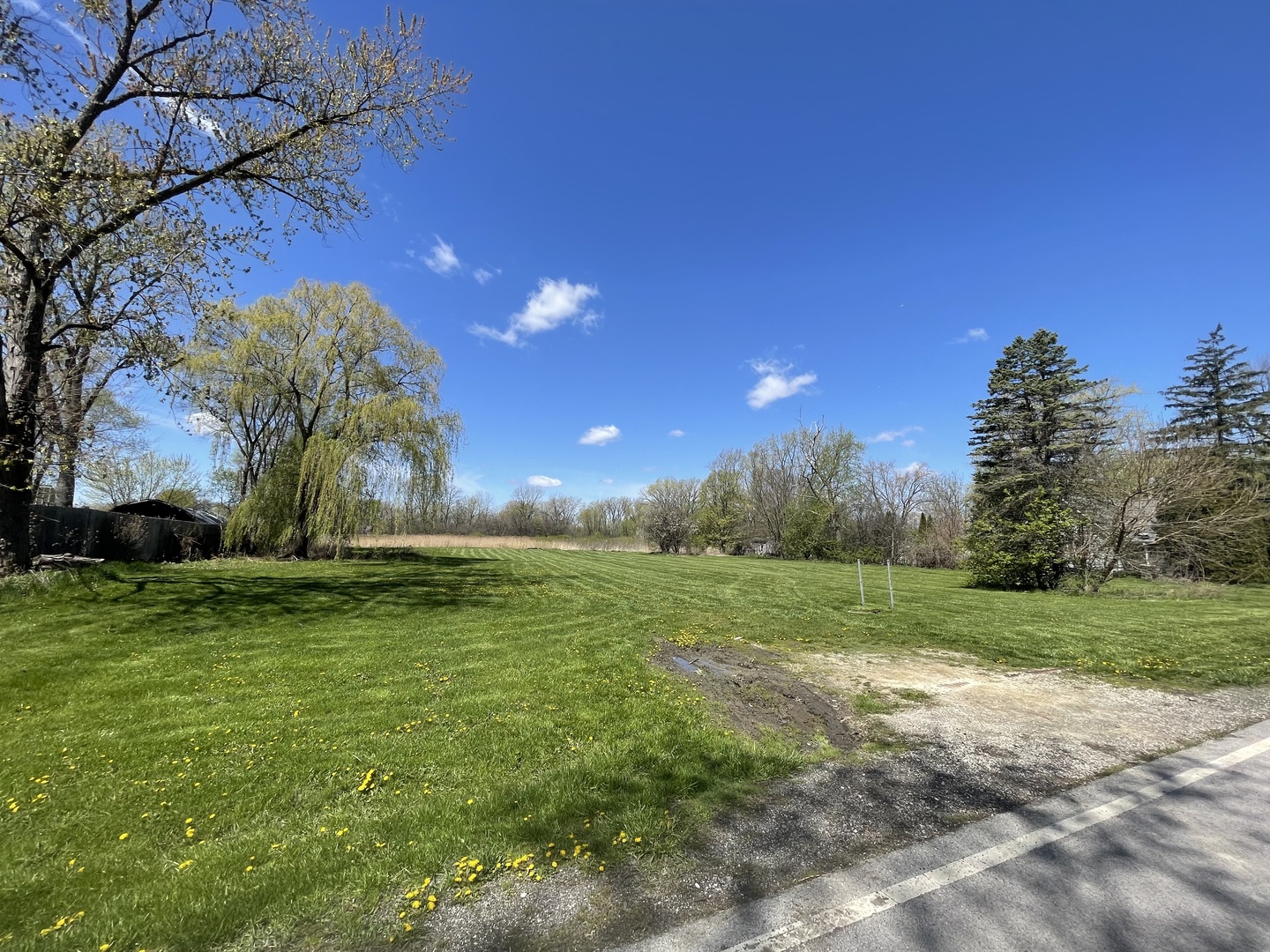 347 Elm Road West Chicago, IL 60185 - Photo 3 of 7