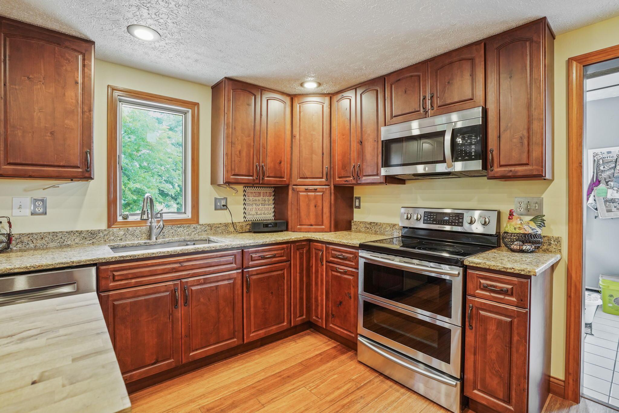 7400 Dyer Road Mount Sterling, OH 43143 - Photo 7 of 79 46-web-or-mls-DSC08399