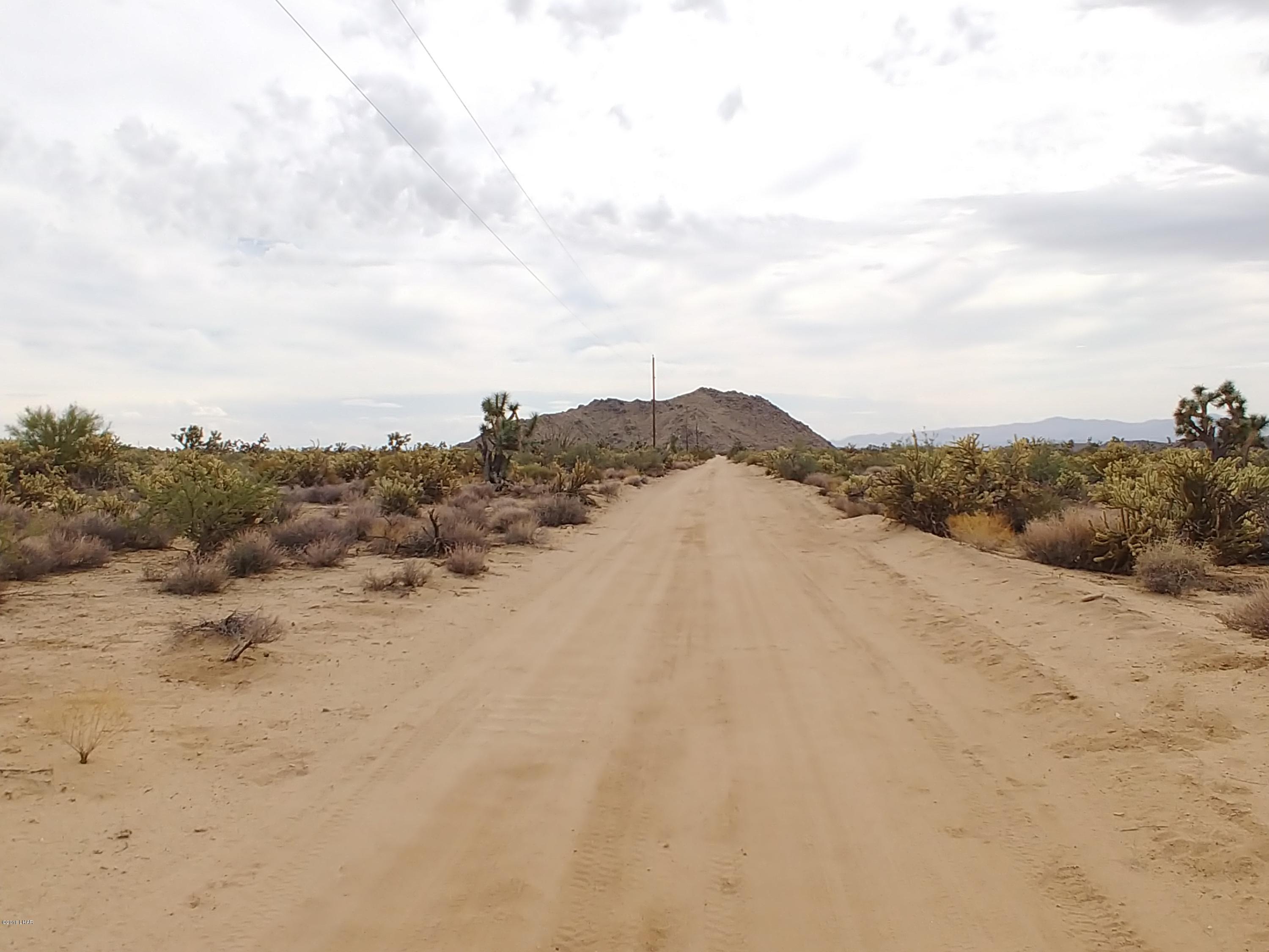 11275 Bennie Road Yucca, AZ 86438 - Photo 16 of 22 0930181326