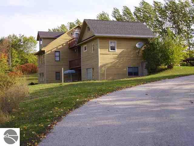 7202 Barney Road Traverse City, MI 49684 - Photo 17 of 18 1741102-16.JPG