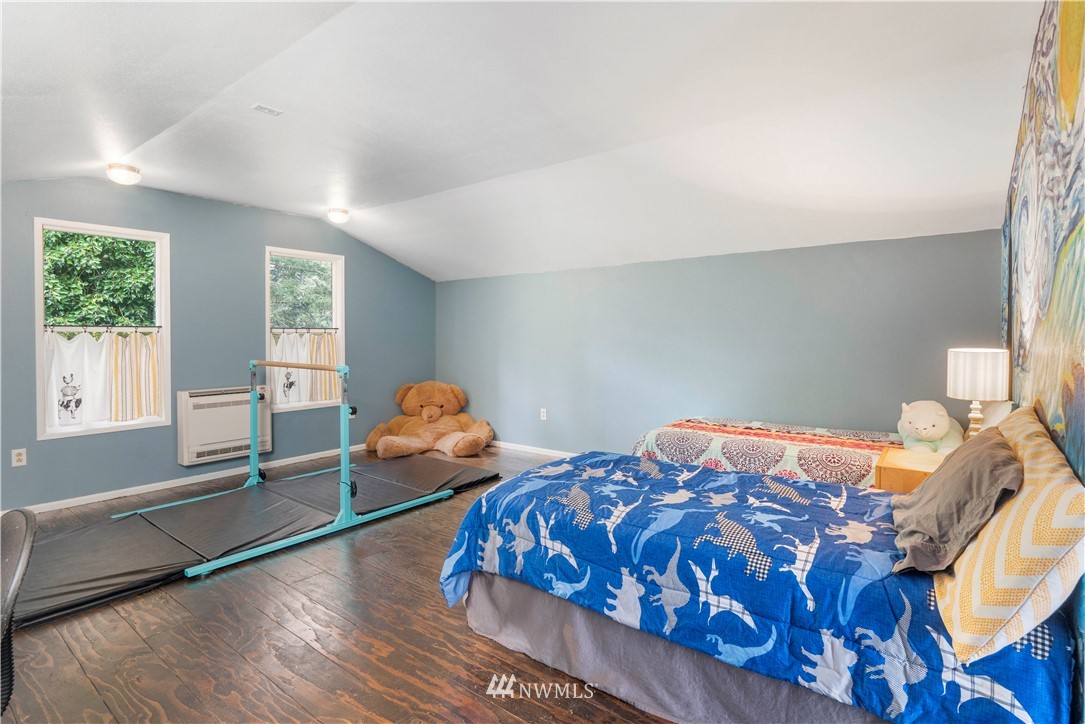 13031 Military Road Southeast Rainier, WA 98576 - Photo 19 of 22 Gallery Image 19