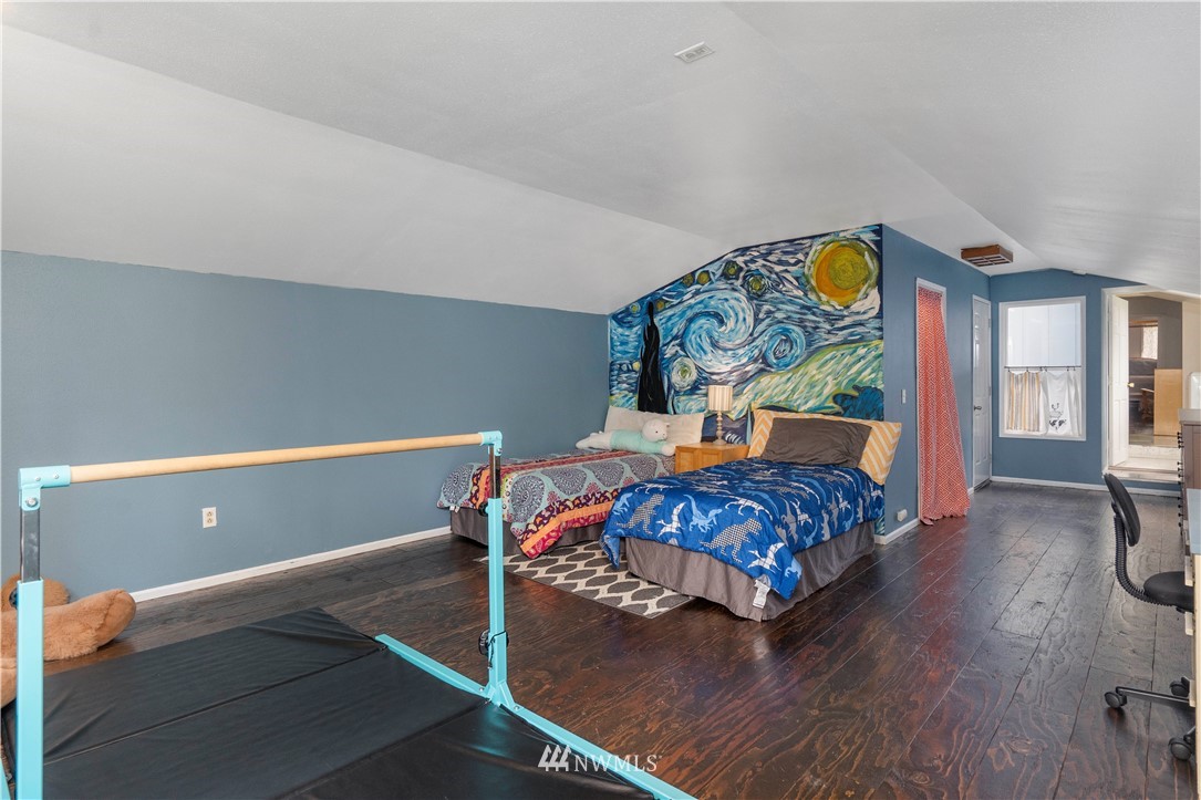 13031 Military Road Southeast Rainier, WA 98576 - Photo 20 of 22 Gallery Image 20